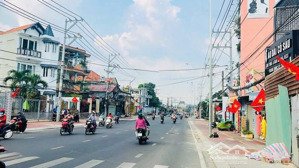 bán nhà lê văn chí cạnh ngã ba giao hoàng diệu 2 trường đại học spkt, 64m2 2 tầng chỉ 4.7 tỷ tl