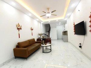 bán nhà ngõ 141 giáp nhị - ngay quận ủy hoàng mai - 20m ra ô tô tránh - nhà đẹp xây mới - lô góc