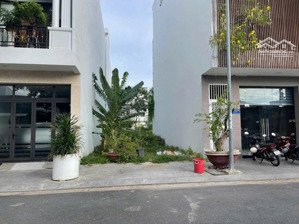 bán nhanh lô đất kđt vcn phước long nha trang, lô sạch đẹp, giá cực rẻ. lh yến: 