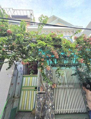 13,5t - 2 tầng 6x22m hẻm xe hơi đường dương quảng hàm.