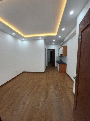 siêu hiếm - bán nhanh căn 42m2 tòa ct8b chung cư đại thanh - sổ đỏ cất két , giá chỉ 2,750 tỷ