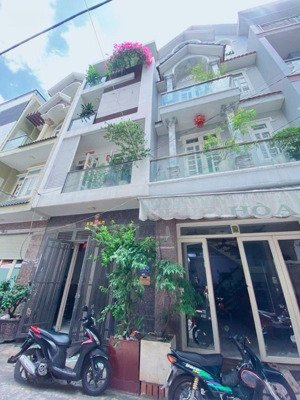 tân kỳ tân quý, 4,4m*12m , nhà 4 tầng, 5pn , khu phân lô- hẻm 6m, giá 6,9 tỷ x