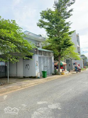 cần bán lô đẹp giá tốt dự án diamond town hẻm 68 bưng ông thoàn, quận 9, chỉ từ 5 tỷ, sổ đỏ vay nh