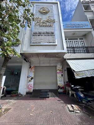 Bán nhà 2 lầu MT Đường Hùng Vương, P Thới Bình, Q Ninh Kiều, Tp Cần Thơ