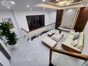 40m2*6 Tầng* Thang Máy- 12.8 tỷ* 50m ra Trường Chinh Gần Phố Cù Chính Lan- Quận Thanh Xuân