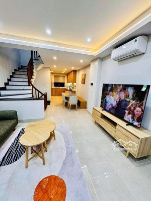 nhà đẹp khương đình, ngõ nông, ngõ thông, 50m ra ôtô tránh, 2 thoáng, kd, dt 45m2*5t