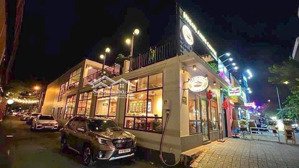 nhà góc 2 mặt tiền trần não, q2 - 42 tỷ, cafe highland thuê 103 tr/tháng, dt: 6,5m x 28m