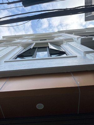 nhà mới linh đường,hoàng liệt,hoàng mai 5 tầng thang máy,ở ngay, giá siêu hời 8,8 tỷ,41m2,