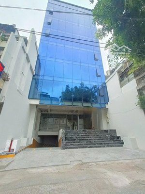 bán nhà vị trí vip sang trọng mặt tiền cách mạng tháng tám ngay metro 2 q1 -dt: 8x20m 7 lầu 108 tỷ