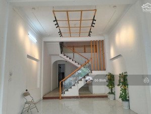 cho thuê nhà 3 tầng đường 10m5: nguyễn hữu dật - 4pn - 4wc