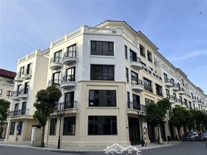 chỉ duy nhất 1 căn giá 7,7 tỷ, 48m2 rẻ nhất san hô ck 31% ai nhanh người đó có