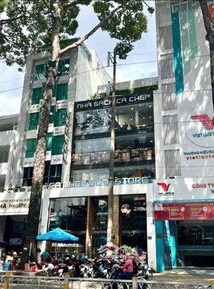 bán toà nhà mt nguyễn thị minh khai quận 1 - dt 10 x 22m - 5 tầng - hđt 350 triệu - 80 tỷ