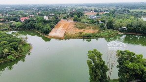 chủ vỡ nợ giảm 500tr cho lô đất bám hồ siêu hiếm 100m full thổ cư, mặt tiền 8m vuông vắn bán gấp