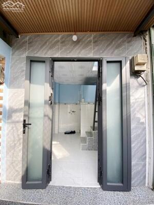 Nhà mini 1.x - Cách 1 căn ra mặt tiền Q8 - 2PN 2WC - SHR