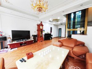 bán gấp nhà 5 tầng gaza ô tô, thang máy, dt 95m giá nhỉnh 21 tỷ tại việt hưng, nhà gần phố