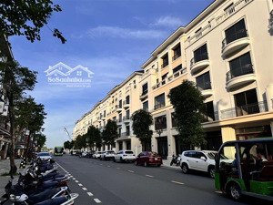 hiếm : căn liền kề 7,7 tỷ - 48m2. chiết khấu 31%, cạnh biển tạo sóng + 15 tòa chung cư
