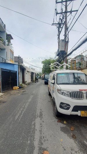 phan huy ích ,4,2*15 nở hậu 8m , 4 tầng , hẻm xe tải tránh thông , tiện mở cty spa , nhỉnh 6 tỷ