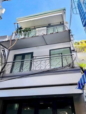 bán nhà hẻm xe hơi khu vip huỳnh văn bánh p13 phú nhuận chỉ hơn 5 tỷ giá rẻ