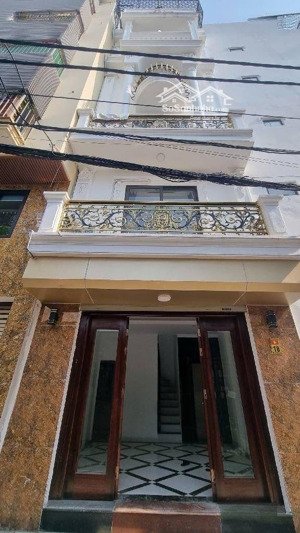 5 tầng, thang máy, 10m ô tô tránh, gần chợ, gần trường, gần mọi thứ, đông ngạc, bắc từ liêm