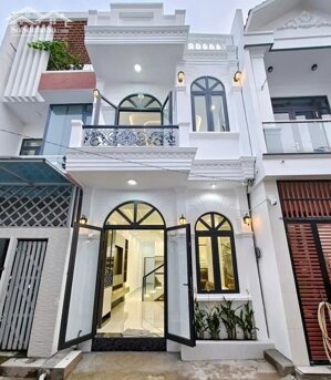 Nhà trệt lầu 4 phòng ngủ - Kế công viên Yết Kiêu đường Phạm Ngũ Lão