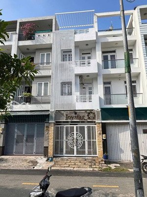 thanh lí! căn nhà đường số 9 thủ đức giá cực kì ngộp cho đân đầu tư hoặc về khu này sinh sống