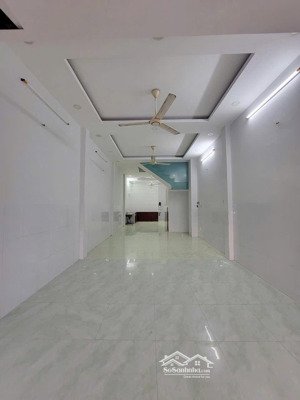 bán nhà hẻm chợ đường số 3 ( bình long ) ngay chợ bình long - 4x18 - 2 lầu st nở hậu 4.1