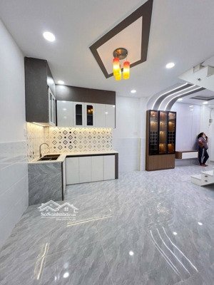 q6 ngay phú lâm 3 tầng 4x 10, nhà mới đẹp giá nhỉnh 4tỷ