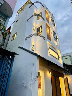 nhà mới đẹp mới ở liền hẻm 4,5m gần làng đại học 7,7 tỷ tl- p,25 q.bình thạnh-dt:5,6 x 6,5 m-4 tầng