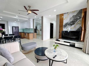 cho thuê căn góc 3 ngủ đông nam 110m2 times city đầy đủ đồ có slot đỗ ô tô dưới hầm