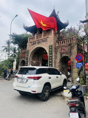 trung tâm phố lụa vạn phúc nhà 6 tầng thang máy nhỉnh 8 tỷ hàng hiếm thanh khoản cao lh: 