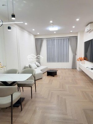 căn góc 3 ngủ sáng times city đầy đủ đồ mới cứng giá rẻ hiện tại