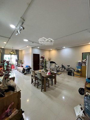 bán ch thuận việt 94.9m2, căn góc, 3pn,2wc,2 bancon,sh vĩnh viễn. giá thật nhà thât: 5.6 tỷ tl giảm