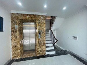 bán nhà 7 tầng thang máy nhập khẩu khương trung. 40m2 chỉ 12,8 tỷ(ctl)