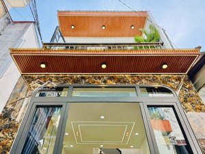 nhà chính chủ mới đẹp đối diện siêu thị emart phan huy ích dt 35,2m2 trệt lầu có 3 phòng