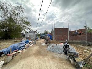 Đất nền kiệt ô tô Xóm 4 Dưỡng Mong ra đường chính phạm văn đồng mất khoang 5 phút