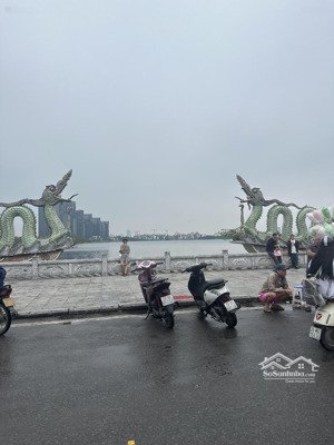 bán nhà 4 tầng dt 170m2 - mt 10m - gần hồ tây và phố lạc long quân - quận tây hồ. giá: 27 tỷ