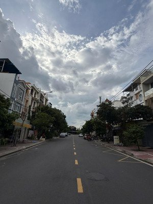 bán nhà c4 mặt tiền đặng thuỳ trâm p13 bình thạnh, 5x22, gpxd: hầm 5tầng giá 21,3tỷ thương lượng