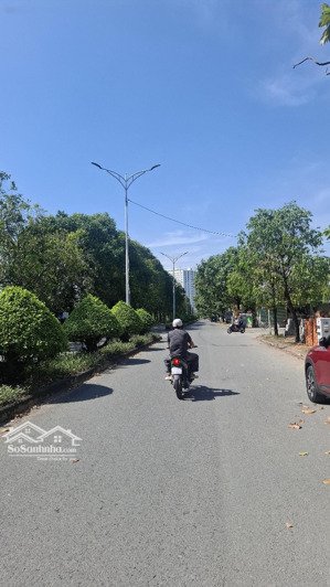 cần bán gấp nhà trệt 1trệt 2 lầu, mặt tiền đường lớn kinh doanh buôn bán