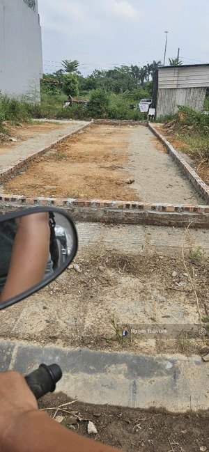 lô 50m2 tái định cư nguyên khê - máy bay đỗ cửa - sát ql3