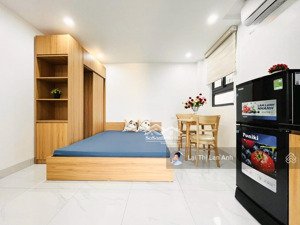 bán tòa ccmn yên lãng, 2 thoáng, 18 phòngkk, dt 1.3 tỷ/năm, ba gác đỗ cửa, đi bộ ra phố, 80m2*7t