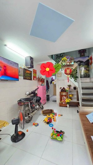 nhà 2 tầng đường đặng thúc vịnh thới tam thôn hóc môn ngay ngã 3 chùa - tô ký - đặng thúc vịnh