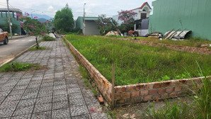 bán gấp lô góc công nghệ cao .2 mặt tiền diện tích 298m2