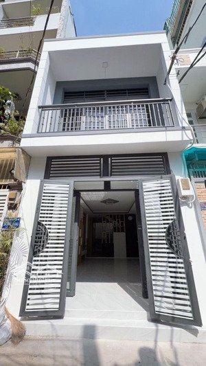 bán nhà ngay gò xoài bình tân đường xe tải nhà đẹp ở ngay kế mt, giá tốt