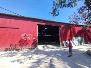 cho thuê kho đường đại lộ thăng long, an khánh. 1200m2, cao 8m, có điện 3fa, nước sạch. 45k/m2/th