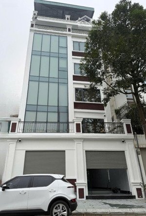 bán gấp nhà mặt phố nguyễn thị thập. dt: 86m2 x 7t. mt: 7m.phố vip kinh doanh sầm uất.