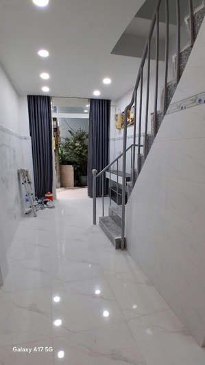 tổ ấm 2 tầng bình tiên võ văn kiệt q6, dtsd 39m2 cn 20m2, lô góc, hẻm xe tải 3 tỷ