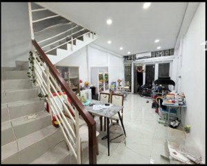 quận 10 $ 6.x tỷ tl. bán nhà cách mạng tháng 8, dt: 36.6/40m2 (3.9 x 10m) nhà hẻm xe hơi thông