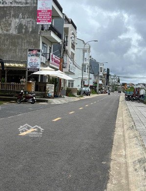 hạ giá cần bán gấp bán đất lô e9 kqh phạm hồng thái - đà lạt - giá 9,8 tỷ