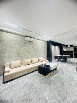 cho thuê nhà mới xây nội thất cao cấp