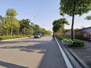 bán nhà tư đình, vũ lập, long biên, 170m2, giá 52.3 tỷ, ô tô tránh vỉa hè view sân golf triệu đô